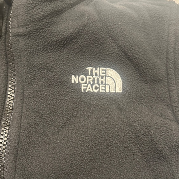 The North Face Charcoal Fleece Jacket - Picture 2 of 7